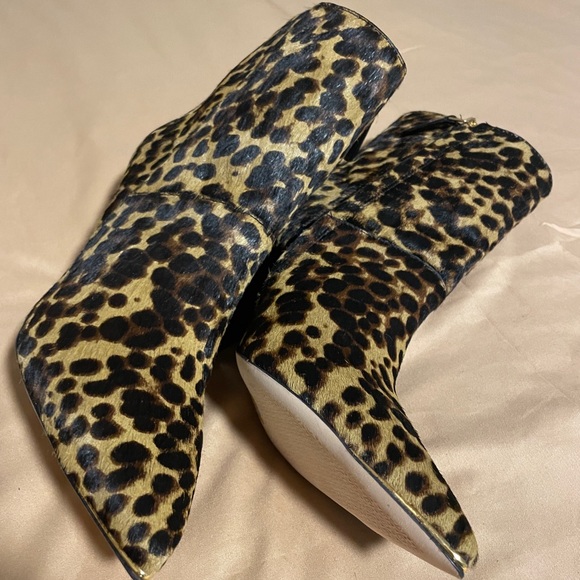 NWT Lila Haircalf Leather Booties - Picture 4 of 6